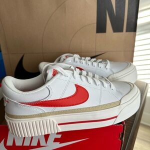 Nike Women's Sneakers White and Red